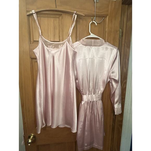 MORGAN TAYLOR INTIMATES 2Pc Matching Robe & Nightie Pink Small Sequins Floral - Picture 9 of 9